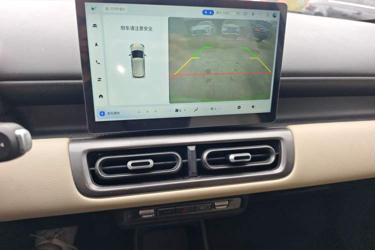 Used Wuling Bingo PLUS 2024 510 km Flagship Edition Four-Seater Version Audio And AC Panel