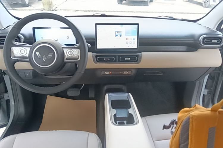 Used Wuling Bingo PLUS 2024 510 km Flagship Edition Four-Seater Version Center Console