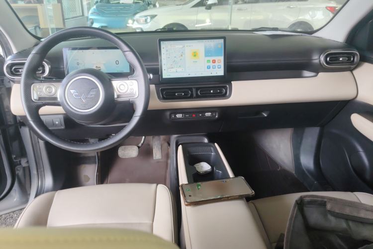 Used Wuling Bingo PLUS 2024 510 km Flagship Edition Four-Seater Version Center Console