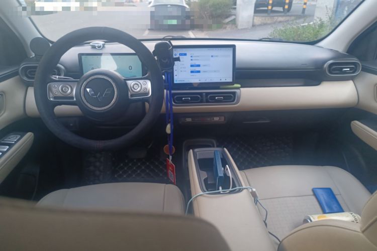 Used Wuling Bingo PLUS 2024 510 km Range 5-Seater Version Center Console