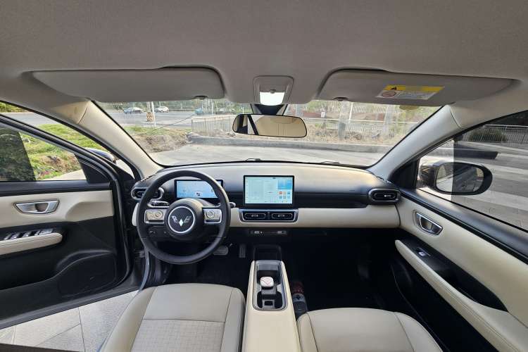 Used Wuling Bingo PLUS 2024 510 km Flagship Edition Four-Seater Version Center Console