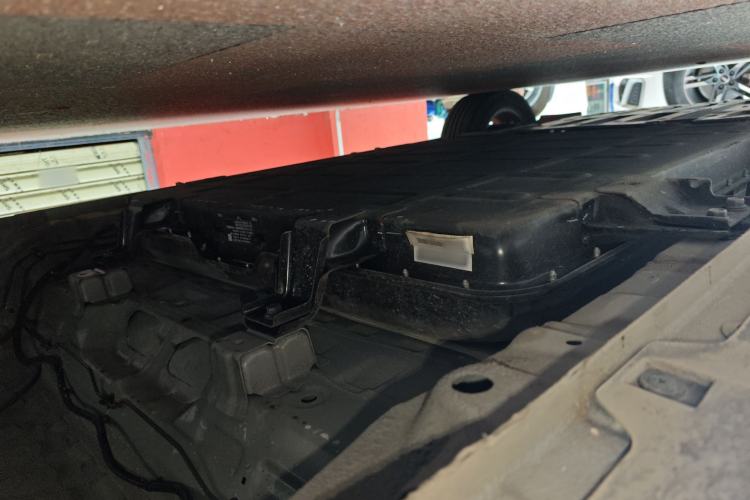 Used Wuling Bingo PLUS 2024 330 km Range Five-Seater Version Chassis Rear Left