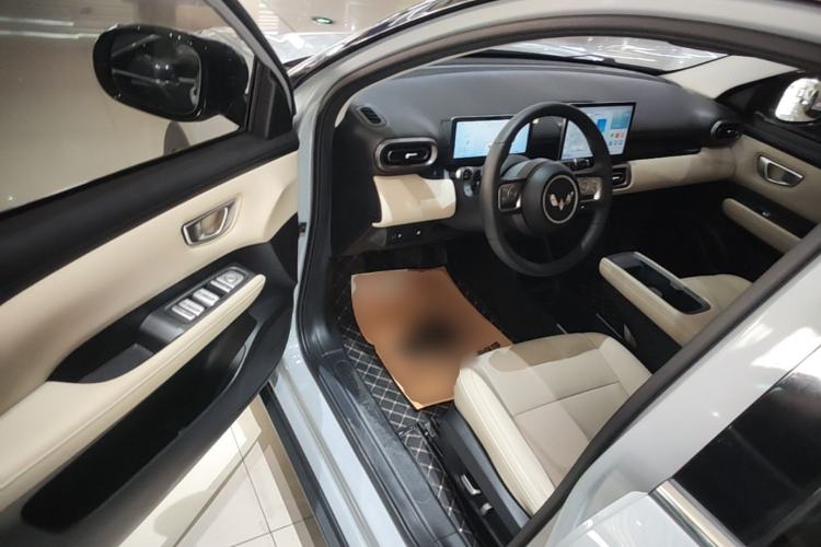 Used Wuling Bingo PLUS 2024 510 km Flagship Edition Four-Seater Version Driver Seat