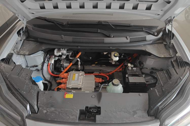 Used Wuling Bingo PLUS 2024 330 km Range Five-Seater Version Engine Bay