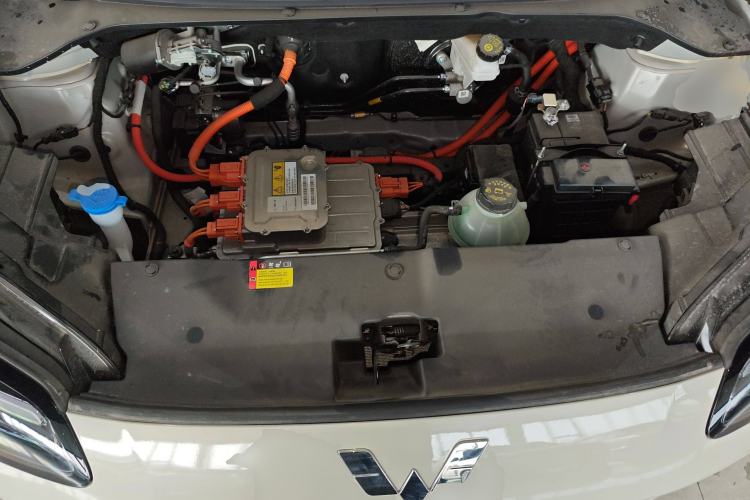 Used Wuling Bingo PLUS 2024 330 km Range Five-Seater Version Engine Bay