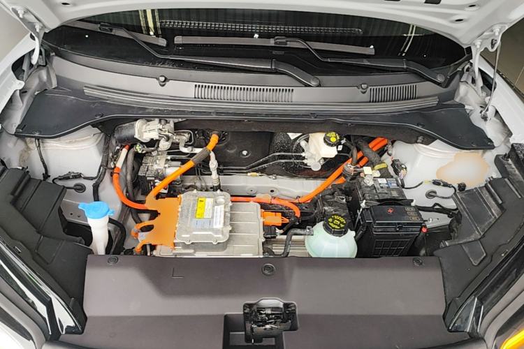 Used Wuling Bingo PLUS 2024 401 km Flagship Edition Four-Seater Version Engine Bay