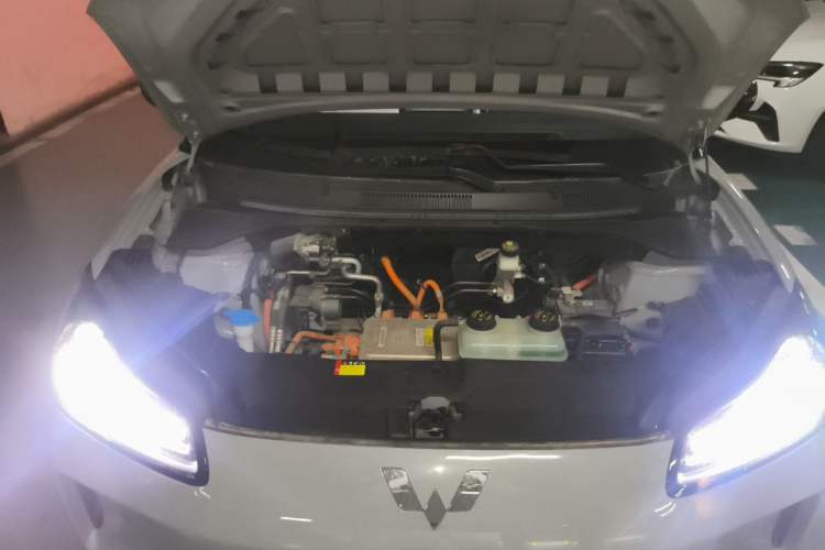 Used Wuling Bingo PLUS 2024 510 km Flagship Edition Four-Seater Version Engine Bay