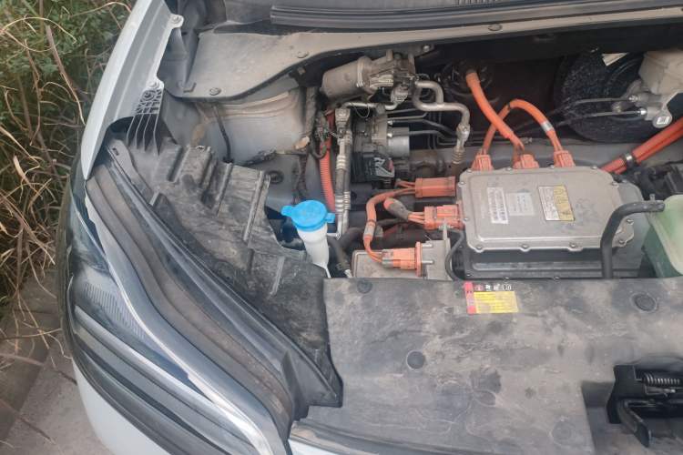 Used Wuling Bingo PLUS 2024 510 km Range 5-Seater Version Engine Bay Right