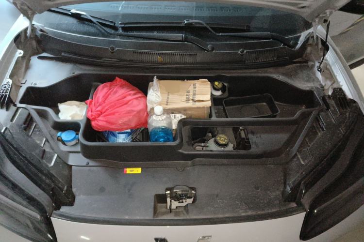 Used Wuling Bingo PLUS 2024 401 km Range 5-Seater Version Engine Bay