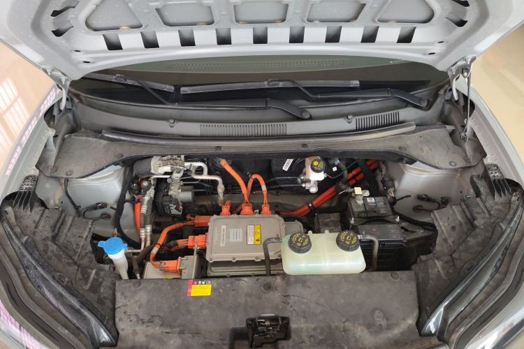 Used Wuling Bingo PLUS 2024 510 km Flagship Edition Four-Seater Version Engine Bay