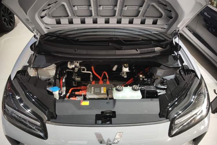 Used Wuling Bingo PLUS 2024 510 km Flagship Edition Four-Seater Version Engine Bay