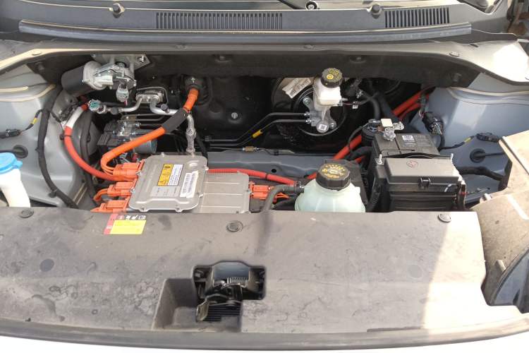 Used Wuling Bingo PLUS 2024 330 km Range Five-Seater Version Engine Bay