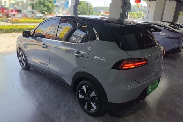 Used Wuling Bingo PLUS 2024 401 km Range 5-Seater Version Exterior 2