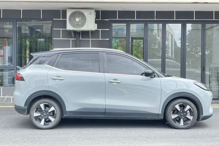 Used Wuling Bingo PLUS 2024 401 km Flagship Edition Four-Seater Version Exterior 3