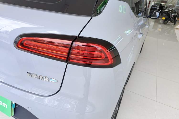 Used Wuling Bingo PLUS 2024 510 km Flagship Edition Four-Seater Version Exterior 3