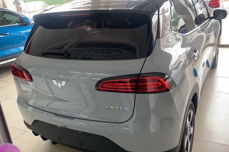 Used Wuling Bingo PLUS 2024 330 km Range Five-Seater Version Exterior 4