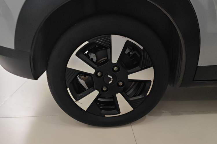 Used Wuling Bingo PLUS 2024 510 km Flagship Edition Four-Seater Version Exterior 8