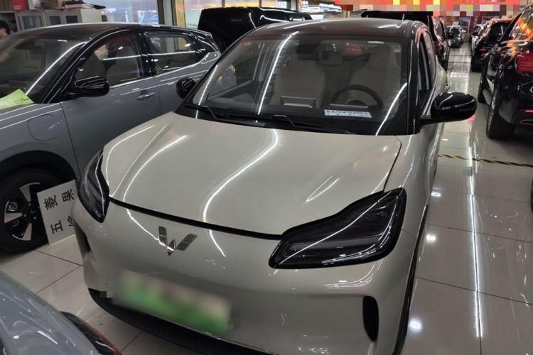Used Wuling Bingo PLUS 2024 401 km Range 5-Seater Version Front