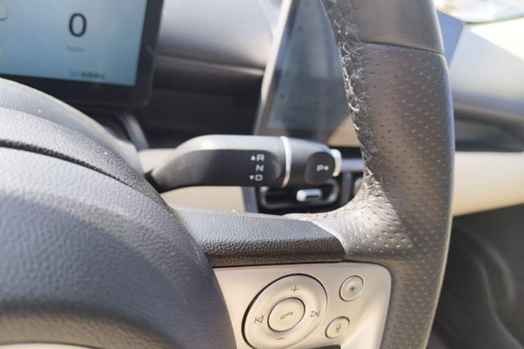 Used Wuling Bingo PLUS 2024 510 km Flagship Edition Four-Seater Version Gear Lever