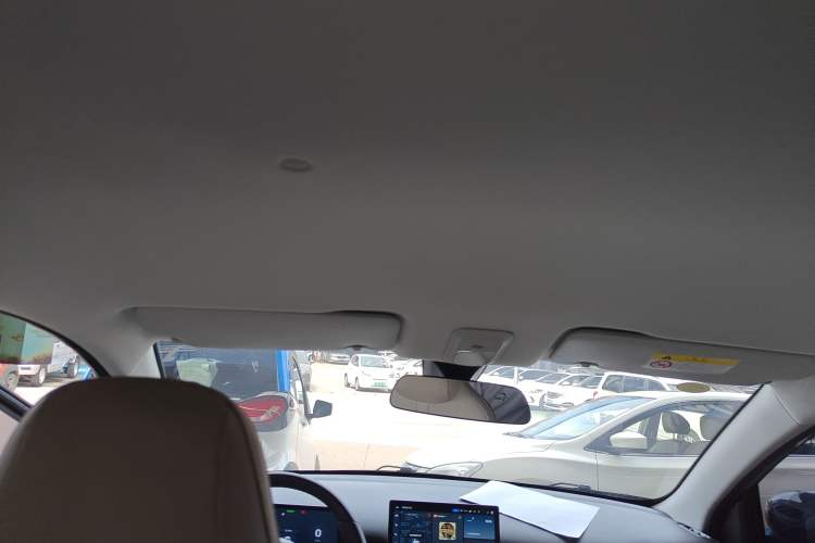 Used Wuling Bingo PLUS 2024 510 km Flagship Edition Four-Seater Version Headliner