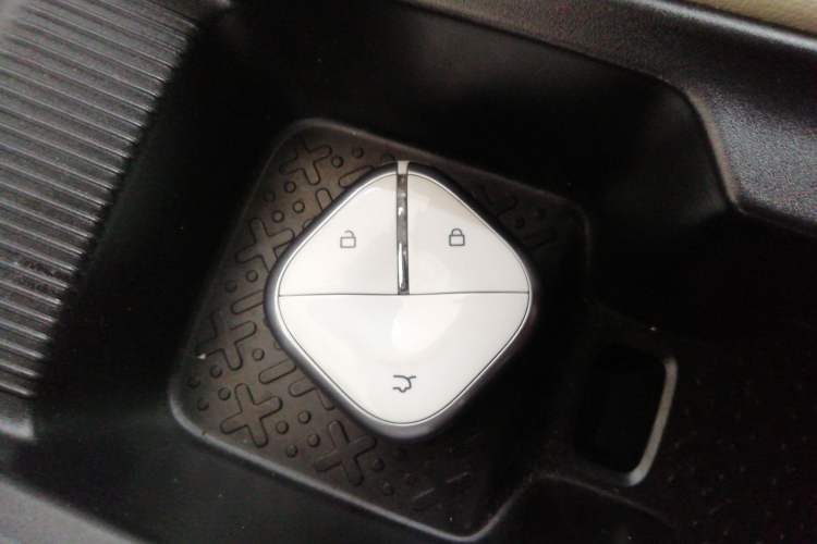 Used Wuling Bingo PLUS 2024 510 km Range 5-Seater Version Interior 1