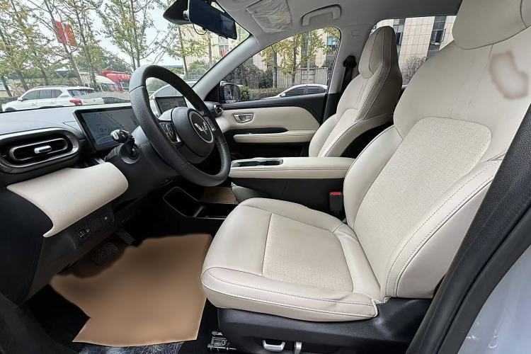 Used Wuling Bingo PLUS 2024 510 km Flagship Edition Four-Seater Version Interior 2