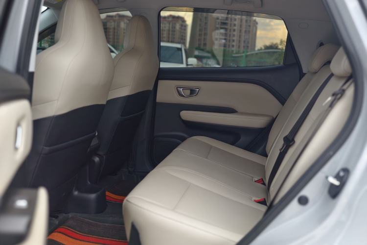 Used Wuling Bingo PLUS 2024 401 km Range 5-Seater Version Interior 2
