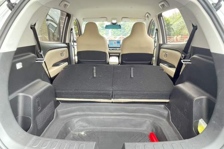 Used Wuling Bingo PLUS 2024 401 km Flagship Edition Four-Seater Version Interior 3