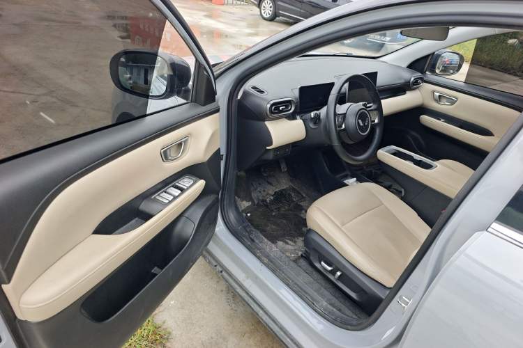 Used Wuling Bingo PLUS 2024 510 km Flagship Edition Four-Seater Version Interior 3