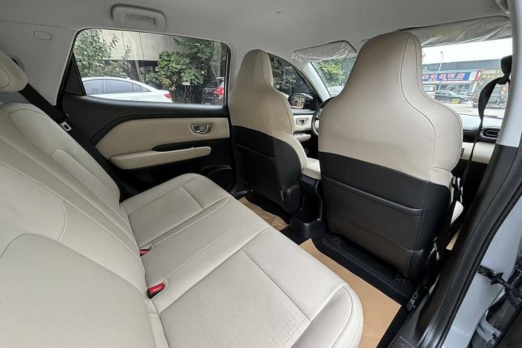 Used Wuling Bingo PLUS 2024 510 km Flagship Edition Four-Seater Version Interior 4