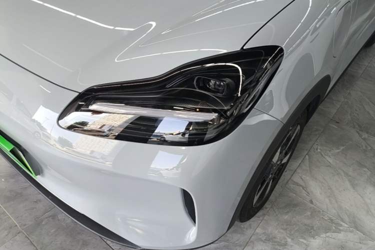 Used Wuling Bingo PLUS 2024 401 km Range 5-Seater Version Left Front Headlight