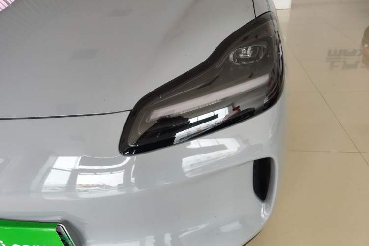 Used Wuling Bingo PLUS 2024 510 km Flagship Edition Four-Seater Version Left Front Headlight