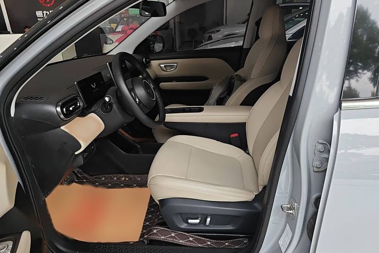 Used Wuling Bingo PLUS 2024 510 km Flagship Edition Four-Seater Version Left Front Seat