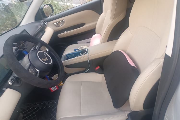 Used Wuling Bingo PLUS 2024 510 km Range 5-Seater Version Left Front Seat