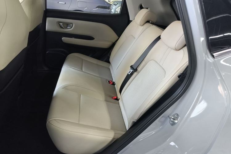 Used Wuling Bingo PLUS 2024 401 km Range 5-Seater Version Left Rear Seat