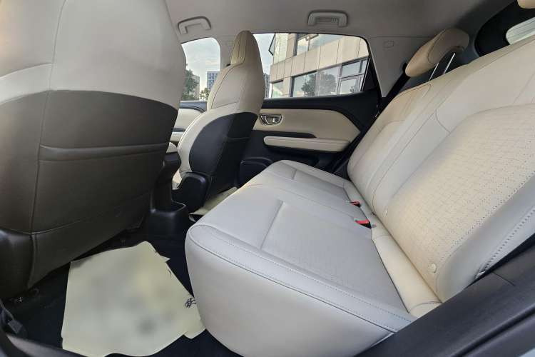 Used Wuling Bingo PLUS 2024 510 km Flagship Edition Four-Seater Version Left Rear Seat