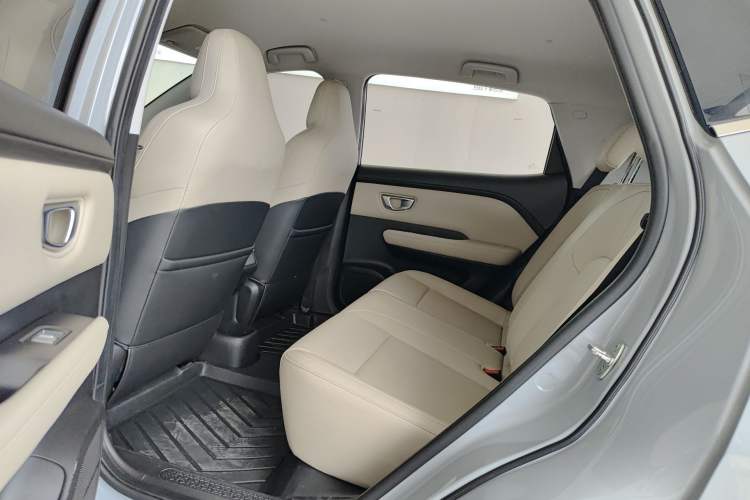 Used Wuling Bingo PLUS 2024 510 km Flagship Edition Four-Seater Version Left Rear Seat