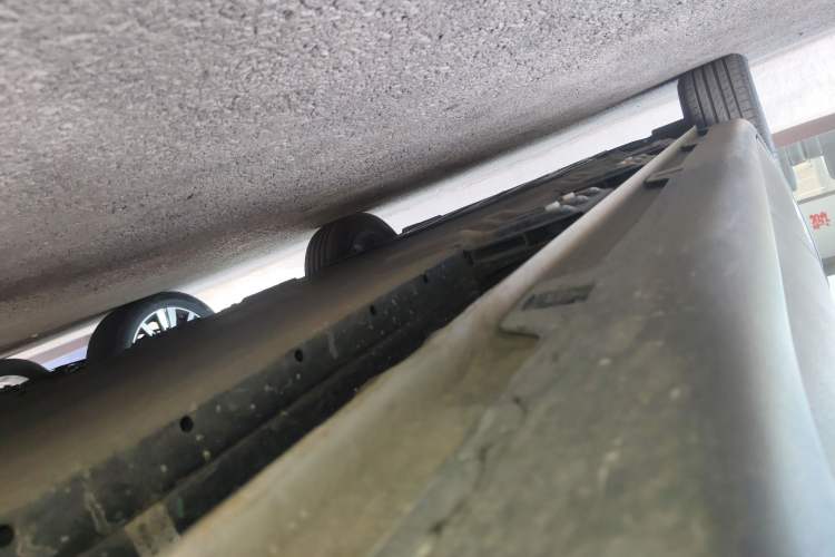 Used Wuling Bingo PLUS 2024 510 km Flagship Edition Four-Seater Version Left Side Sill