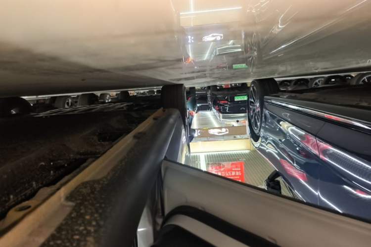 Used Wuling Bingo PLUS 2024 401 km Range 5-Seater Version Left Side Sill