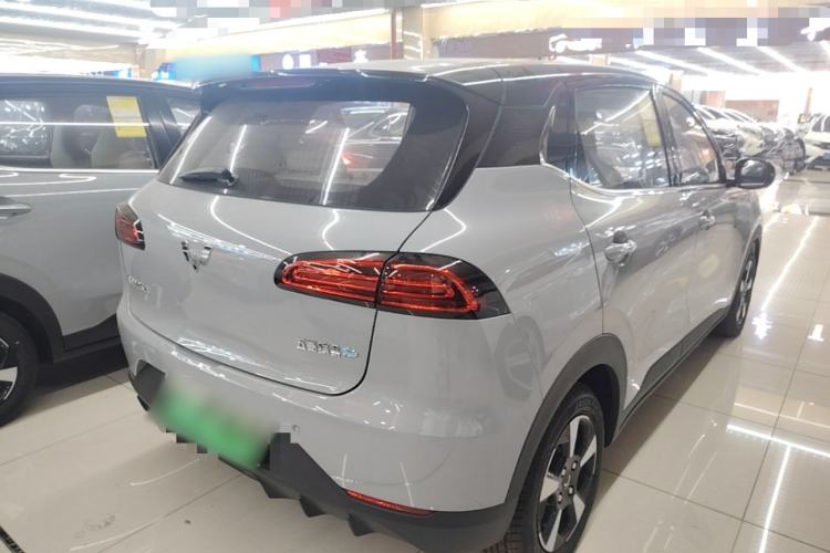 Used Wuling Bingo PLUS 2024 510 km Range 5-Seater Version Rear Right 45 Deg