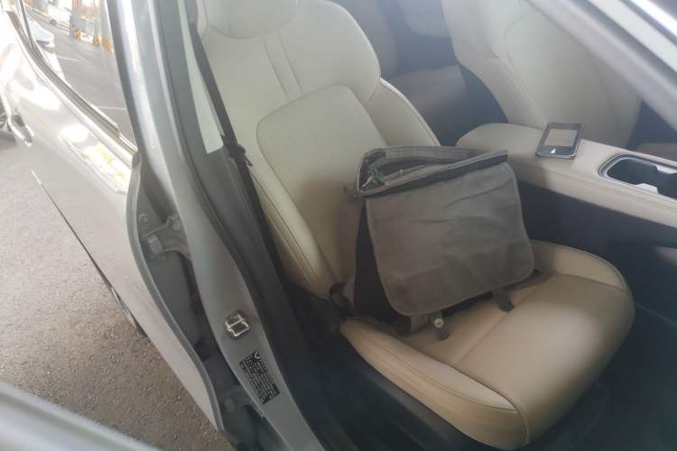 Used Wuling Bingo PLUS 2024 510 km Flagship Edition Four-Seater Version Right Front Seat