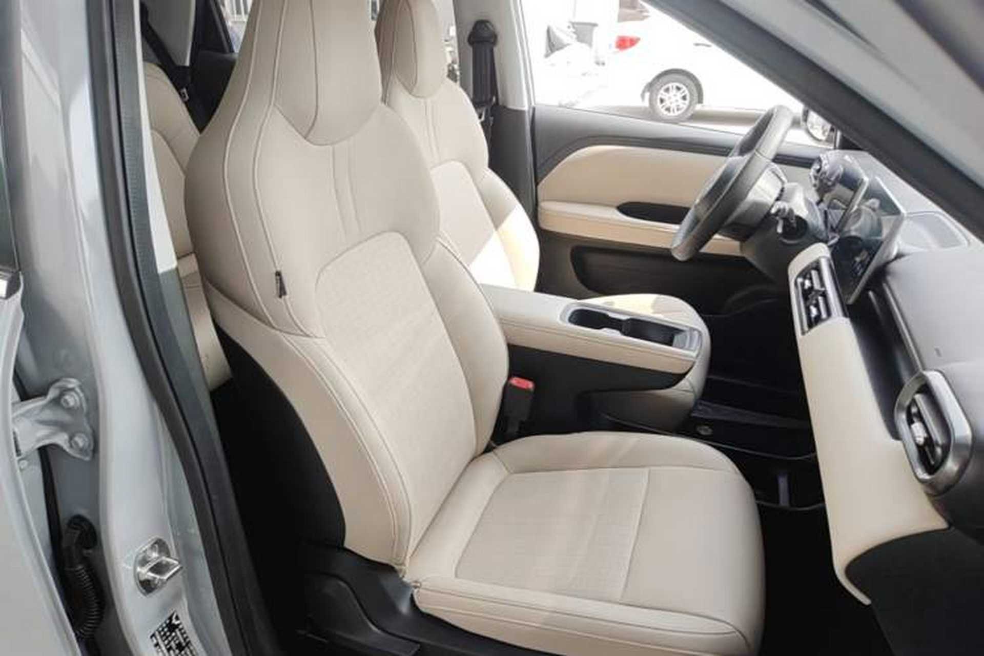 Used Wuling Bingo PLUS 2024 510 km Flagship Edition Four-Seater Version Right Front Seat