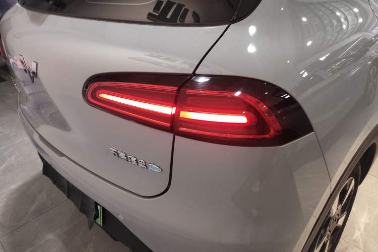 Used Wuling Bingo PLUS 2024 510 km Flagship Edition Four-Seater Version Right Rear Taillight