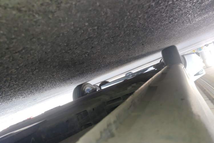 Used Wuling Bingo PLUS 2024 510 km Flagship Edition Four-Seater Version Right Side Sill