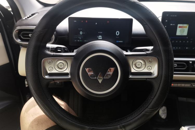 Used Wuling Bingo PLUS 2024 510 km Flagship Edition Four-Seater Version Steering Wheel
