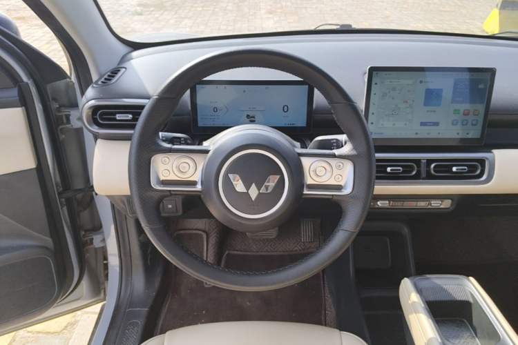 Used Wuling Bingo PLUS 2024 510 km Flagship Edition Four-Seater Version Steering Wheel