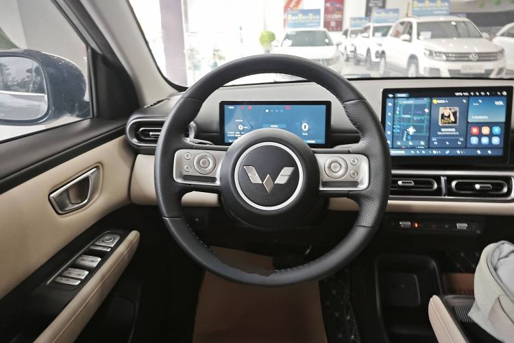Used Wuling Bingo PLUS 2024 510 km Flagship Edition Four-Seater Version Steering Wheel