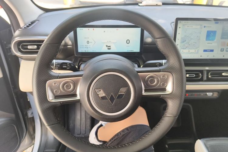 Used Wuling Bingo PLUS 2024 510 km Flagship Edition Four-Seater Version Steering Wheel