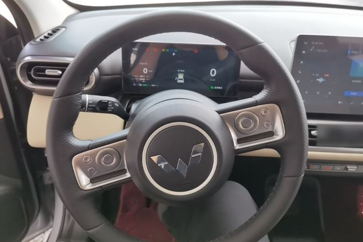 Used Wuling Bingo PLUS 2024 510 km Flagship Edition Four-Seater Version Steering Wheel