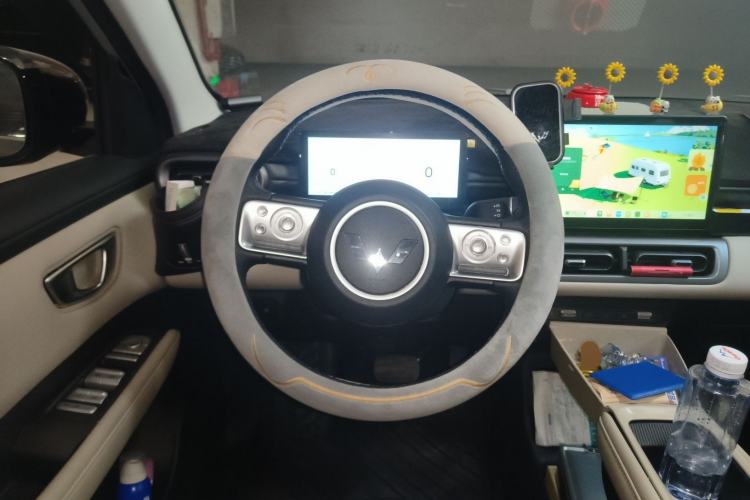 Used Wuling Bingo PLUS 2024 401 km Range 5-Seater Version Steering Wheel